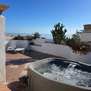 Penthouse With Private Roof Terrace And Jacuzzi , Fuengirola Spain